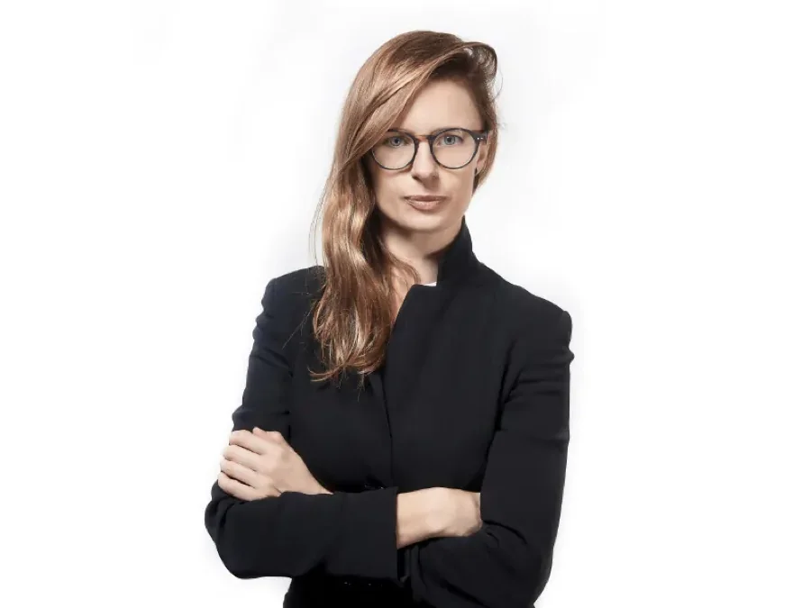 Dr Justyna Minkiewicz